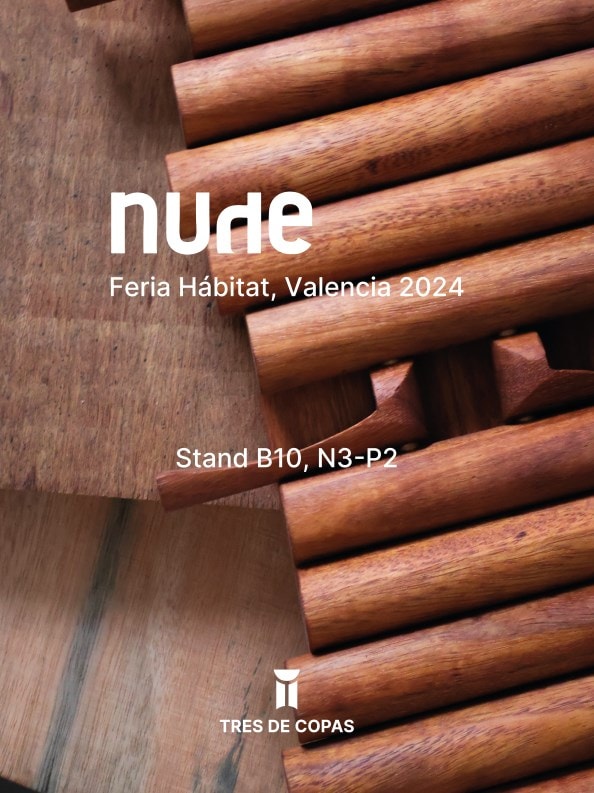 Cartel de Nude para Feria Hábitat Valencia sobre madera